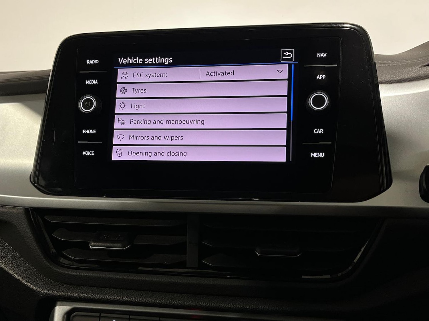 Used Volkswagen T-Roc 2022 for sale - 76770067: Photo 37