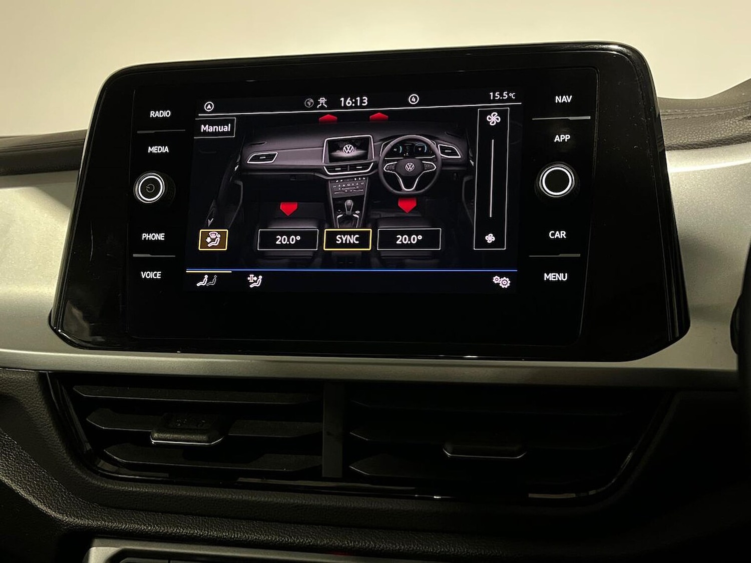 Used Volkswagen T-Roc 2022 for sale - 76770067: Photo 38