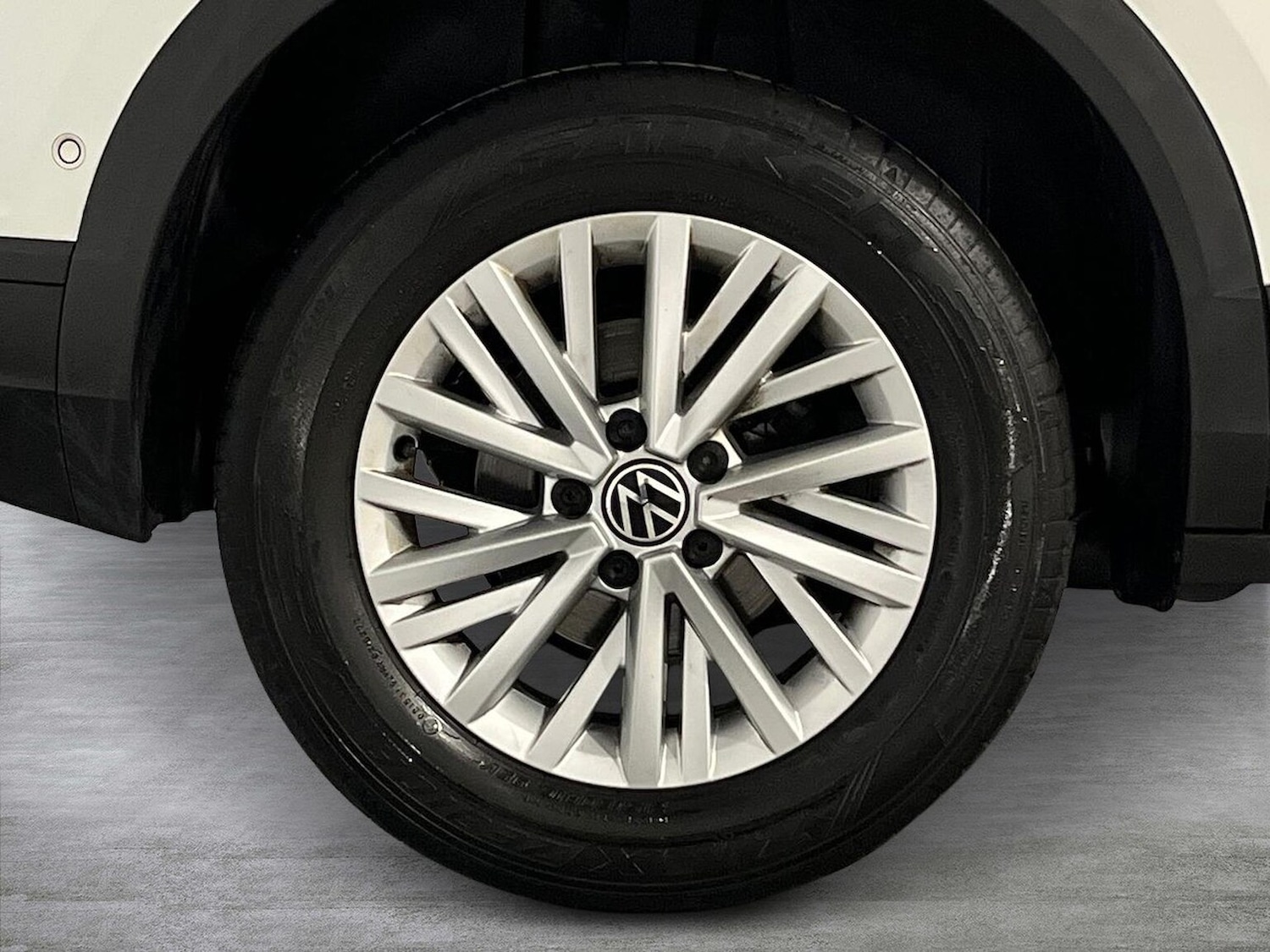 Used Volkswagen T-Roc 2022 for sale - 76770067: Photo 6