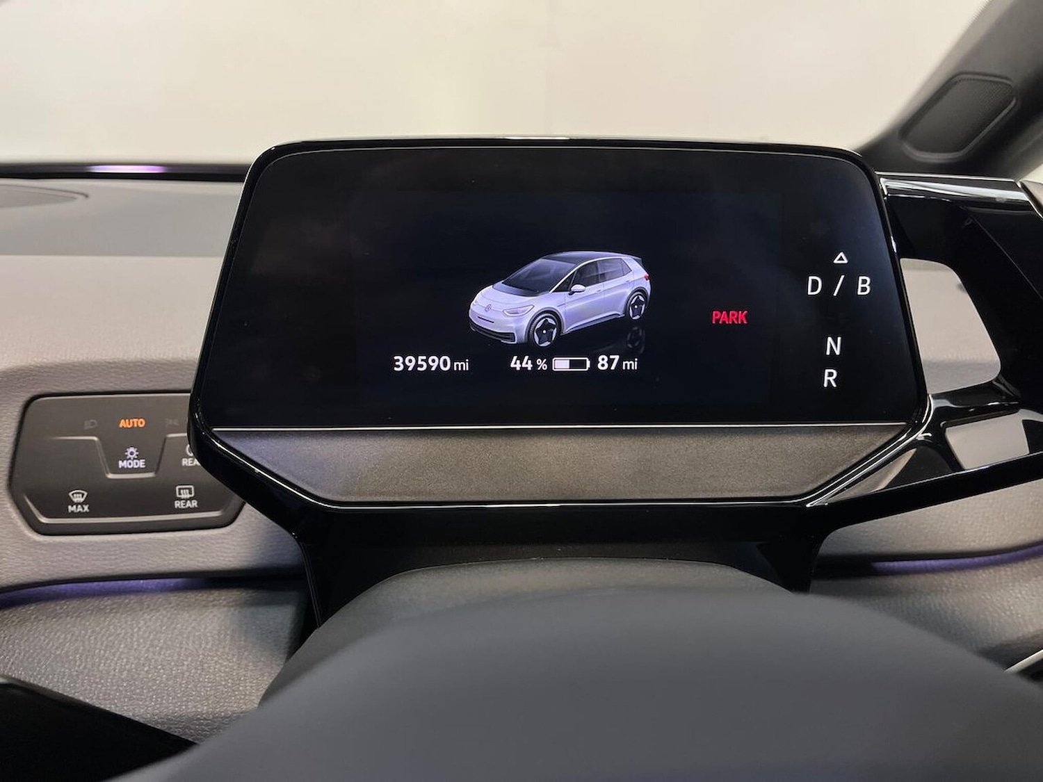 Used Volkswagen ID.3 2022 for sale - 76532492: Photo 10