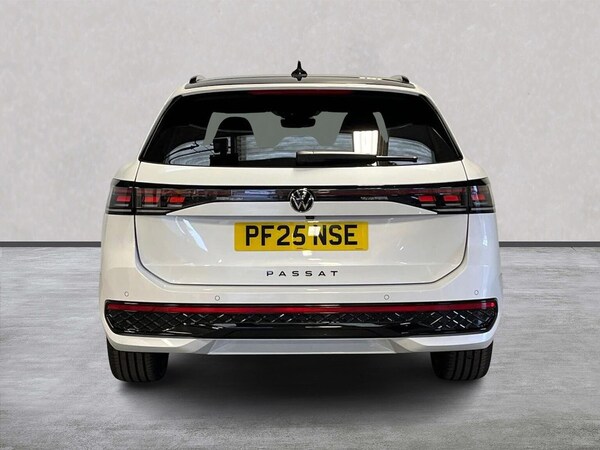 Used Volkswagen Passat 2025 for sale - 76293028: Photo 4