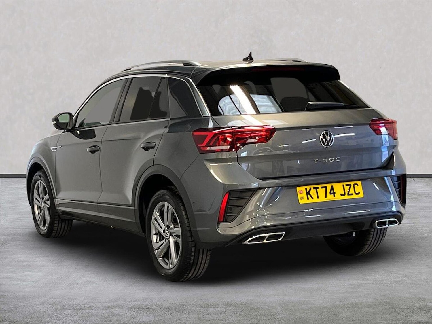 Used Volkswagen T-Roc 2025 for sale - 76076337: Photo 2