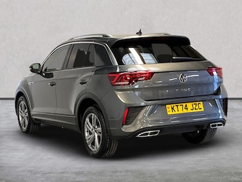 Used Volkswagen T-Roc 2025 for sale - 76076337: Photo 2