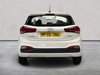 Used Hyundai i20 2020 for sale - 79047858: Photo