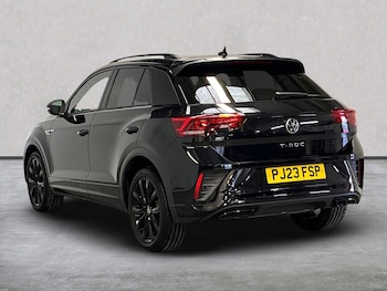 Used Volkswagen T-Roc 2023 for sale - 76144316: Photo 2