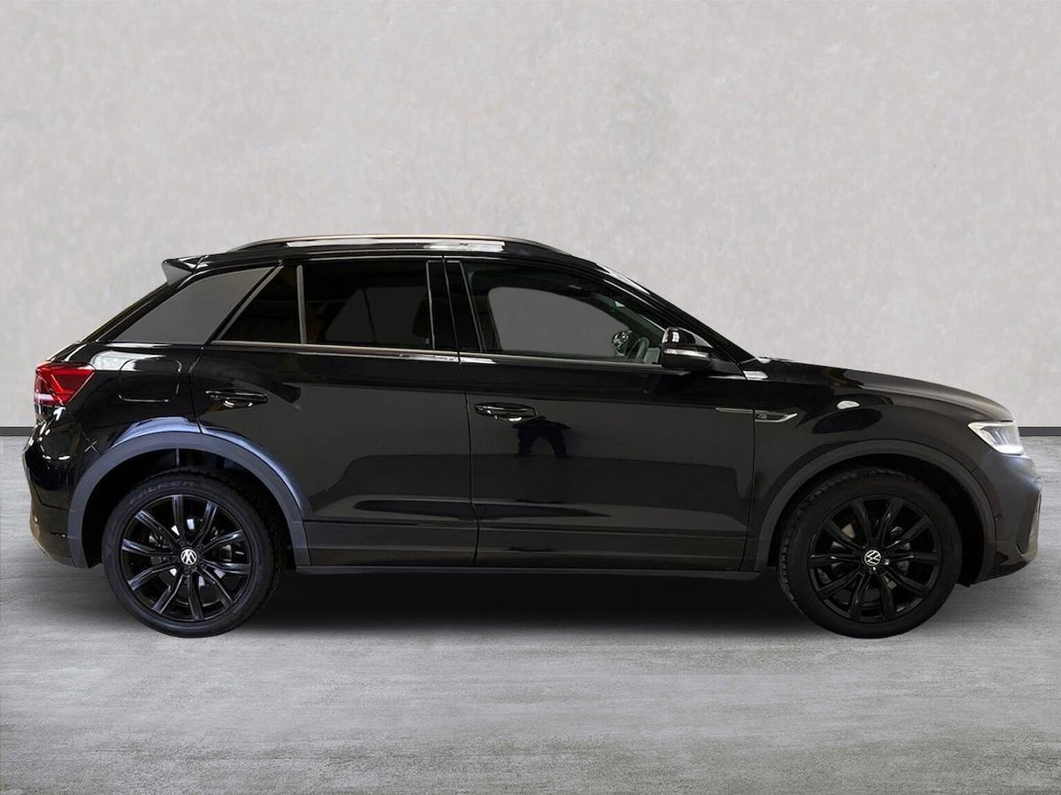 Used Volkswagen T-Roc 2023 for sale - 76144316: Photo 3