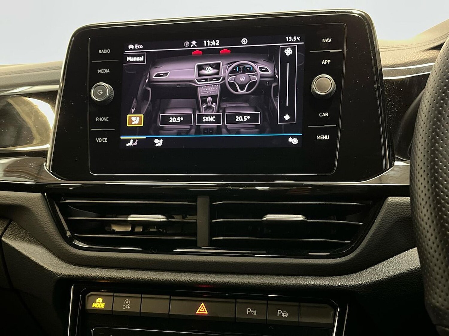 Used Volkswagen T-Roc 2023 for sale - 76144316: Photo 38