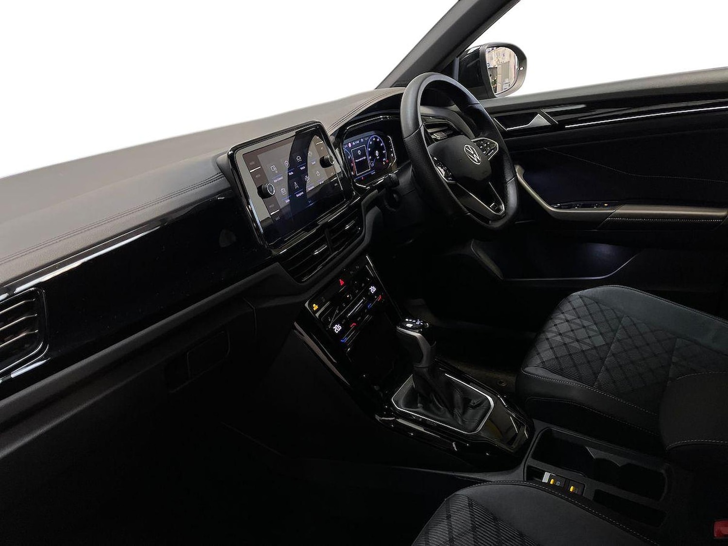 Used Volkswagen T-Roc 2023 for sale - 76144316: Photo 7
