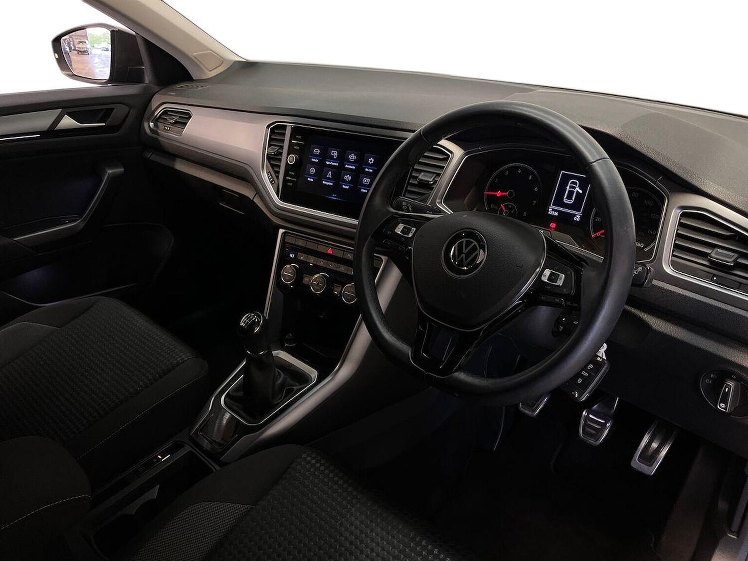 Used Volkswagen T-Roc 2022 for sale - 76057888: Photo 15