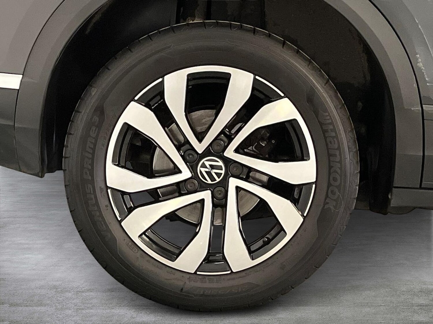 Used Volkswagen T-Roc 2022 for sale - 76057888: Photo 6
