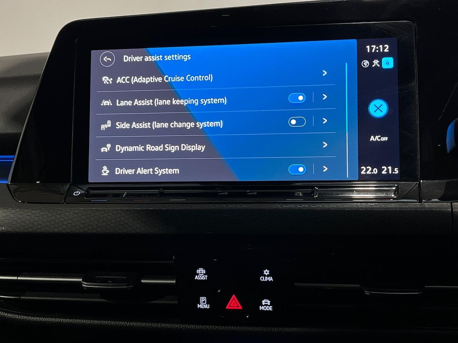 Used Volkswagen Golf 2022 for sale - 77662572: Photo 32