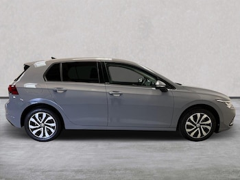 Used Volkswagen Golf 2022 for sale - 75956930: Photo