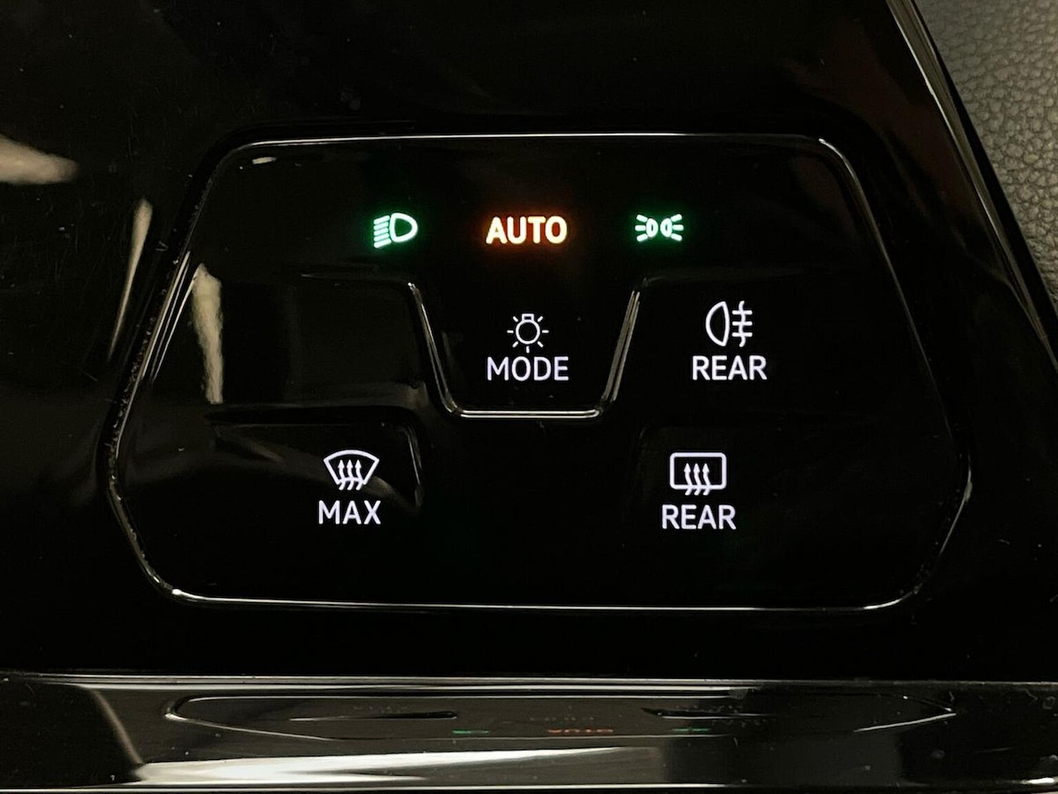 Used Volkswagen Golf 2020 for sale - 76418209: Photo 22