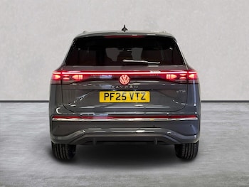 Used Volkswagen Touran 2025 for sale - 76142947: Photo 4