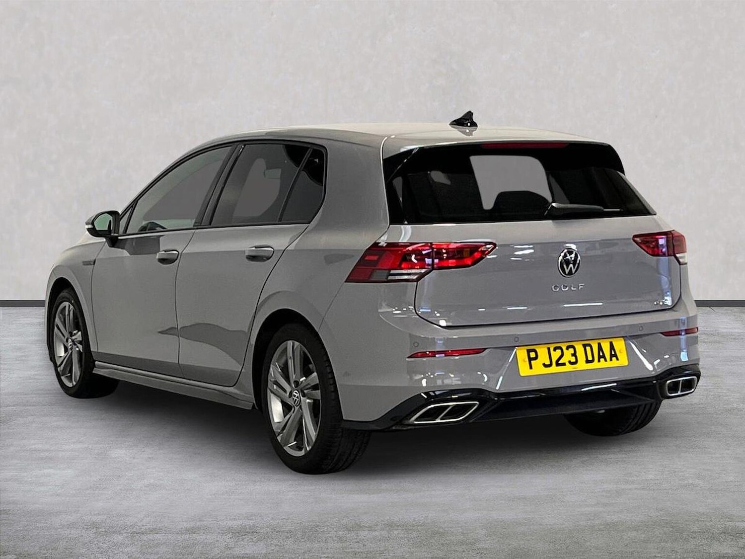 Used Volkswagen Golf 2023 for sale - 76490508: Photo 2