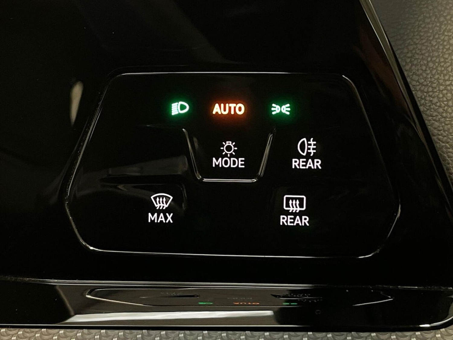 Used Volkswagen Golf 2023 for sale - 76490508: Photo 22