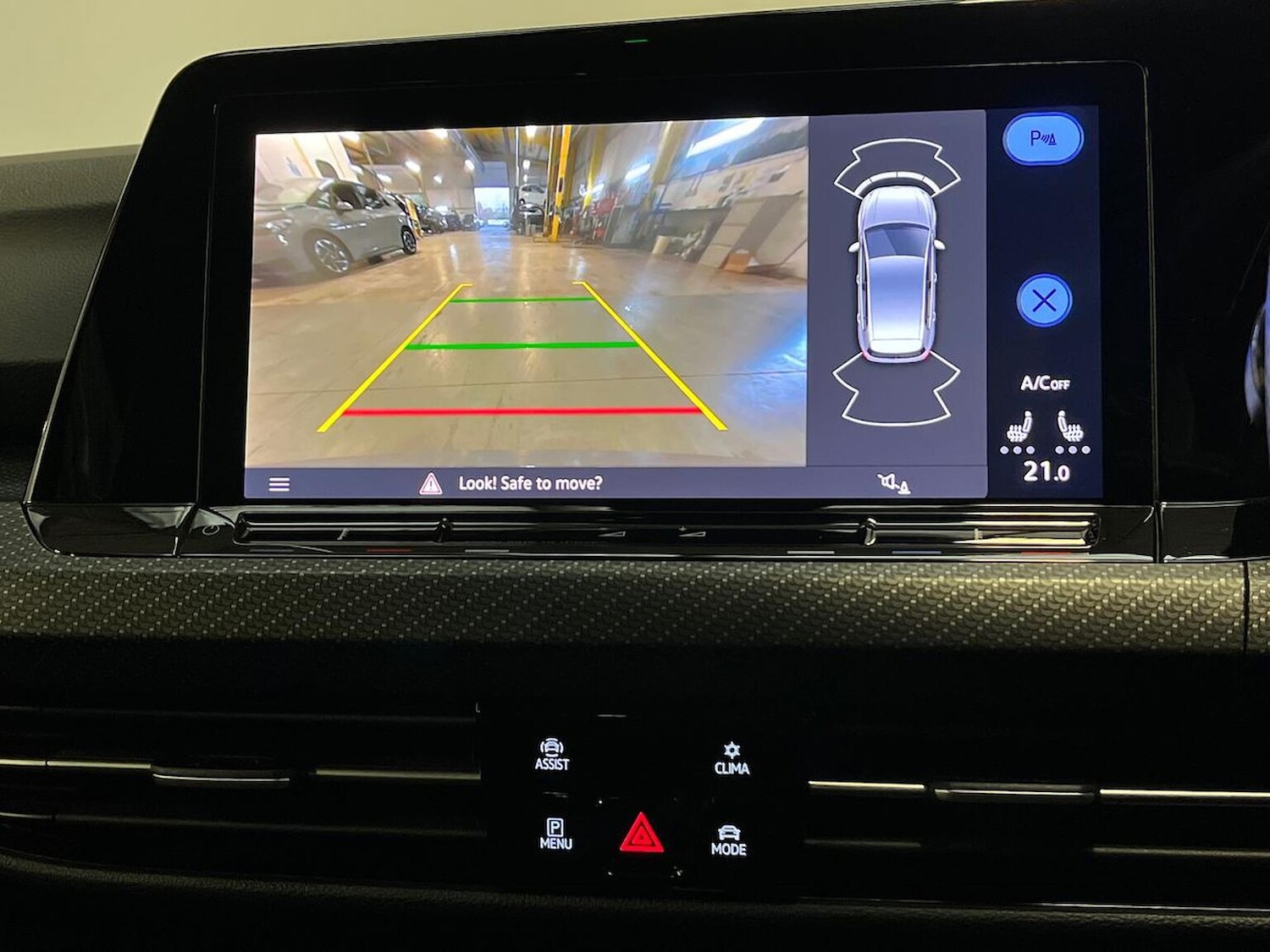 Used Volkswagen Golf 2023 for sale - 76490508: Photo 23