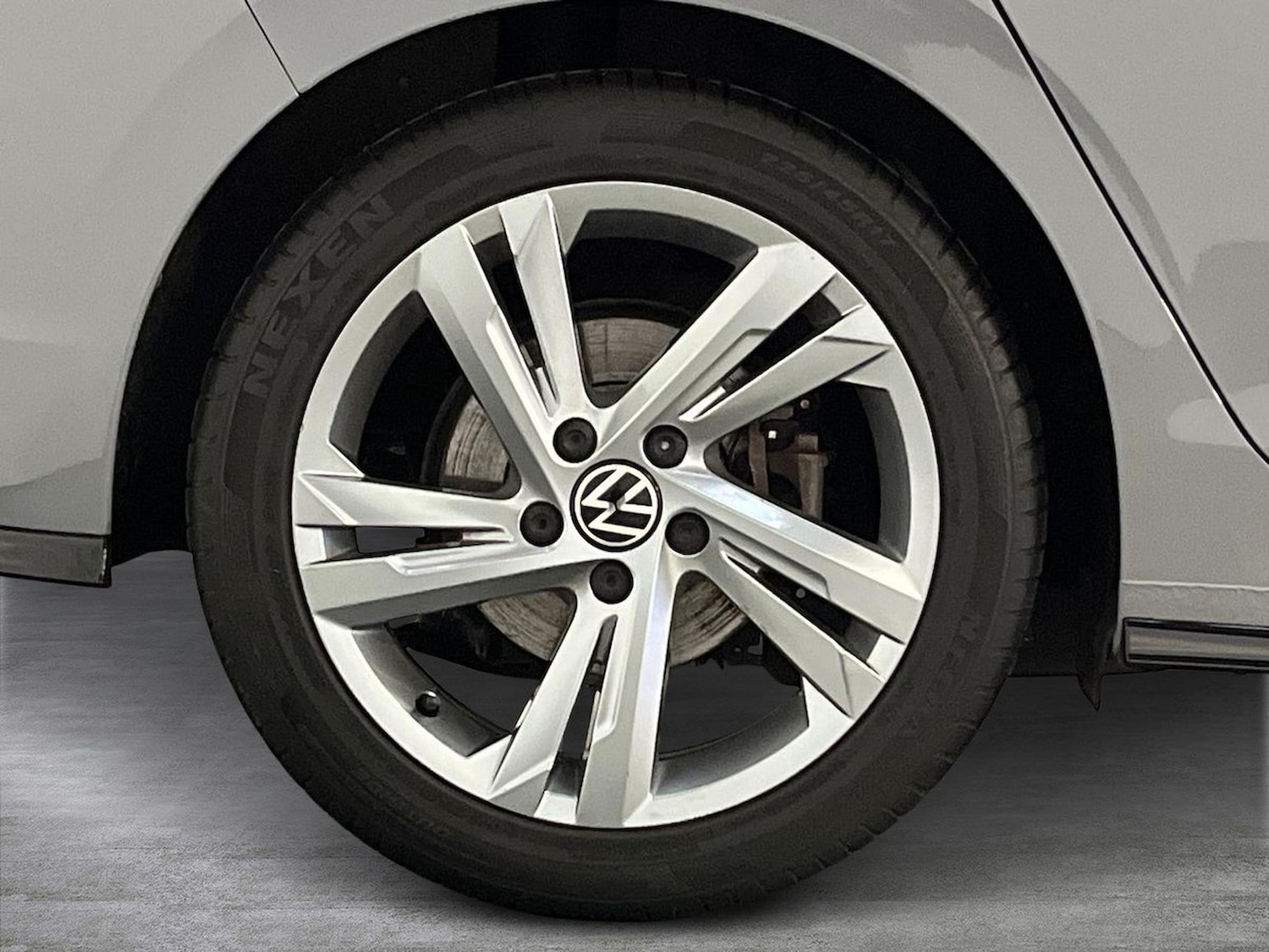 Used Volkswagen Golf 2023 for sale - 76490508: Photo 6