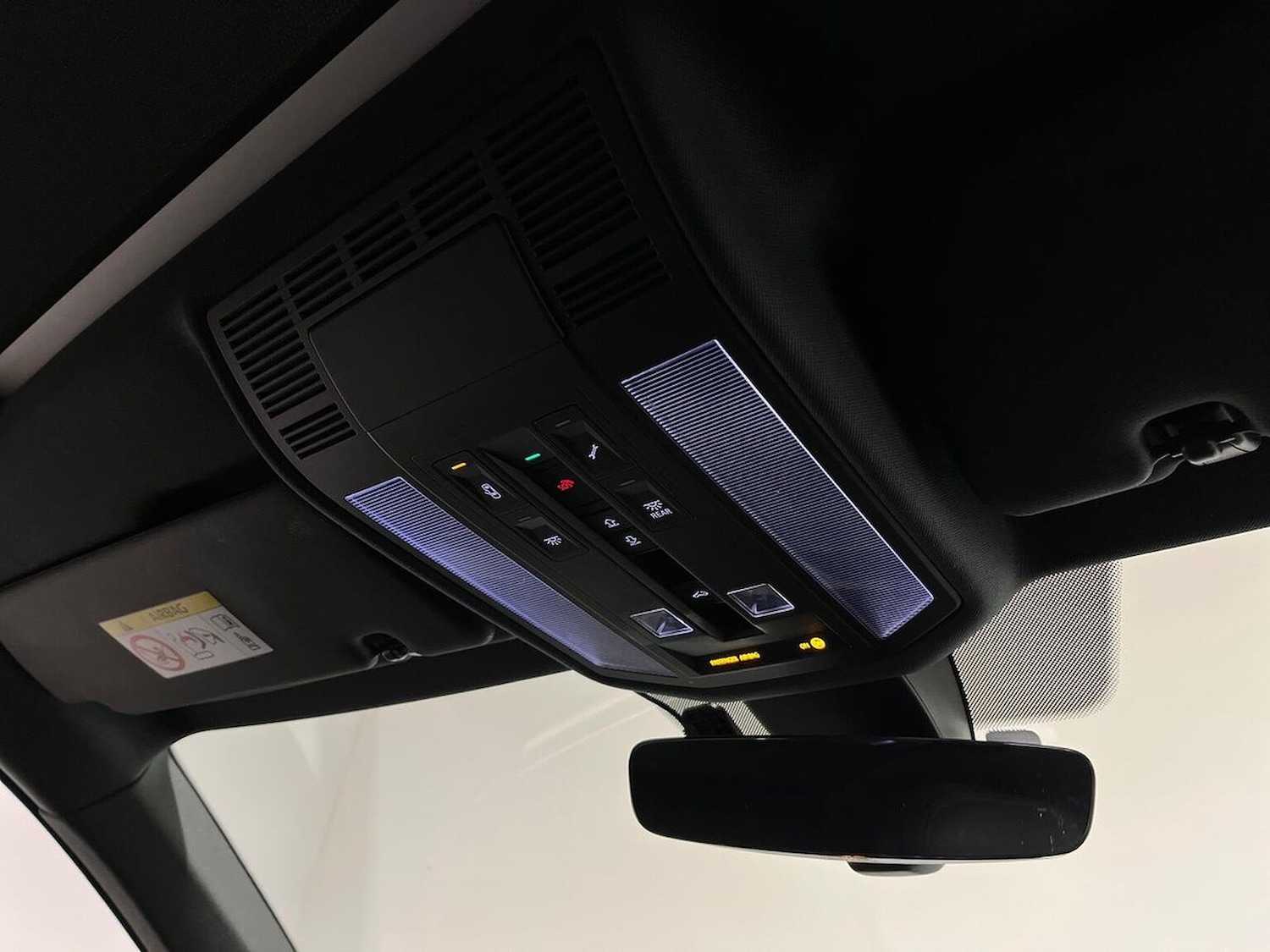 Used Volkswagen Touareg 2021 for sale - 77023472: Photo 16