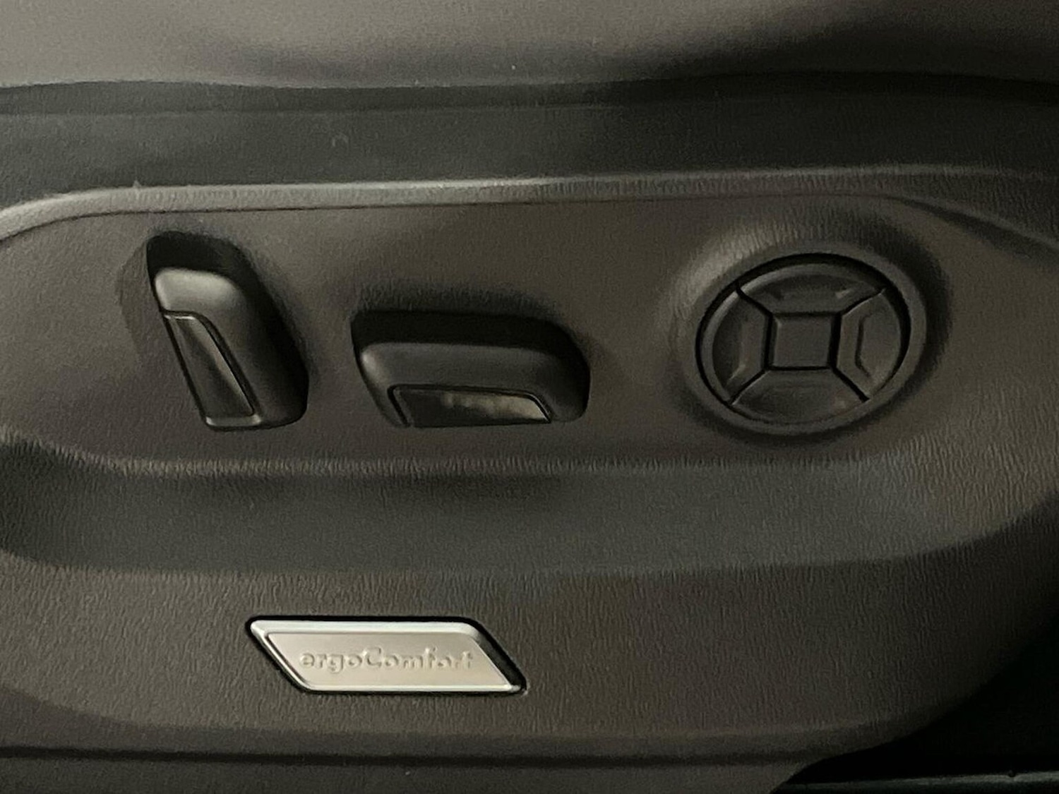 Used Volkswagen Touareg 2021 for sale - 77023472: Photo 32