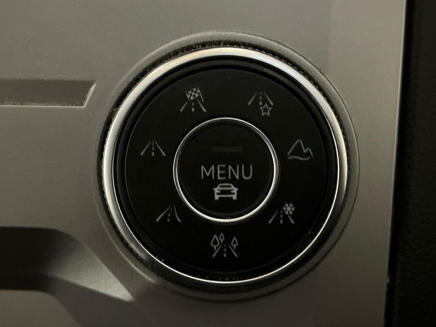 Used Volkswagen Touareg 2021 for sale - 77023472: Photo 41