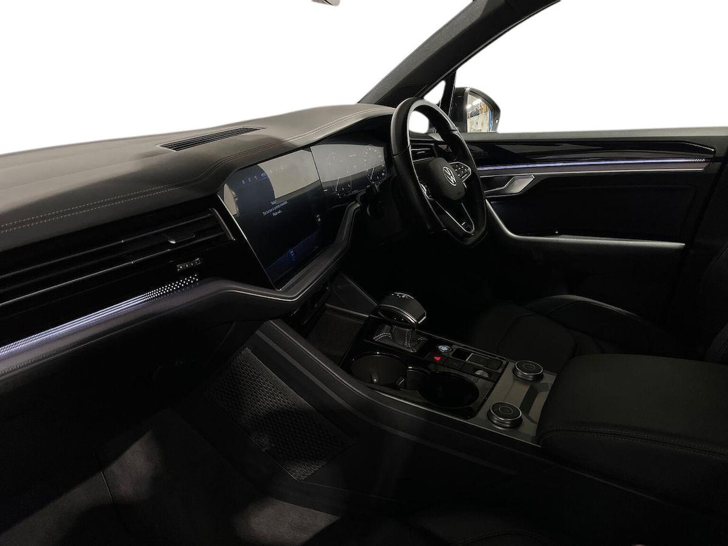 Used Volkswagen Touareg 2021 for sale - 77023472: Photo 9