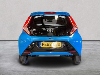 Used Toyota AYGO 2018 for sale - 76628201: Photo