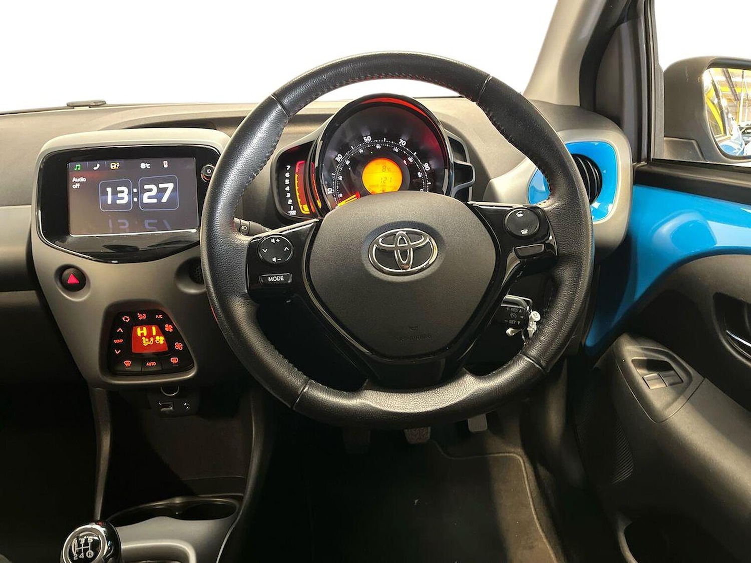 Used Toyota AYGO 2018 for sale - 76628201: Photo 9