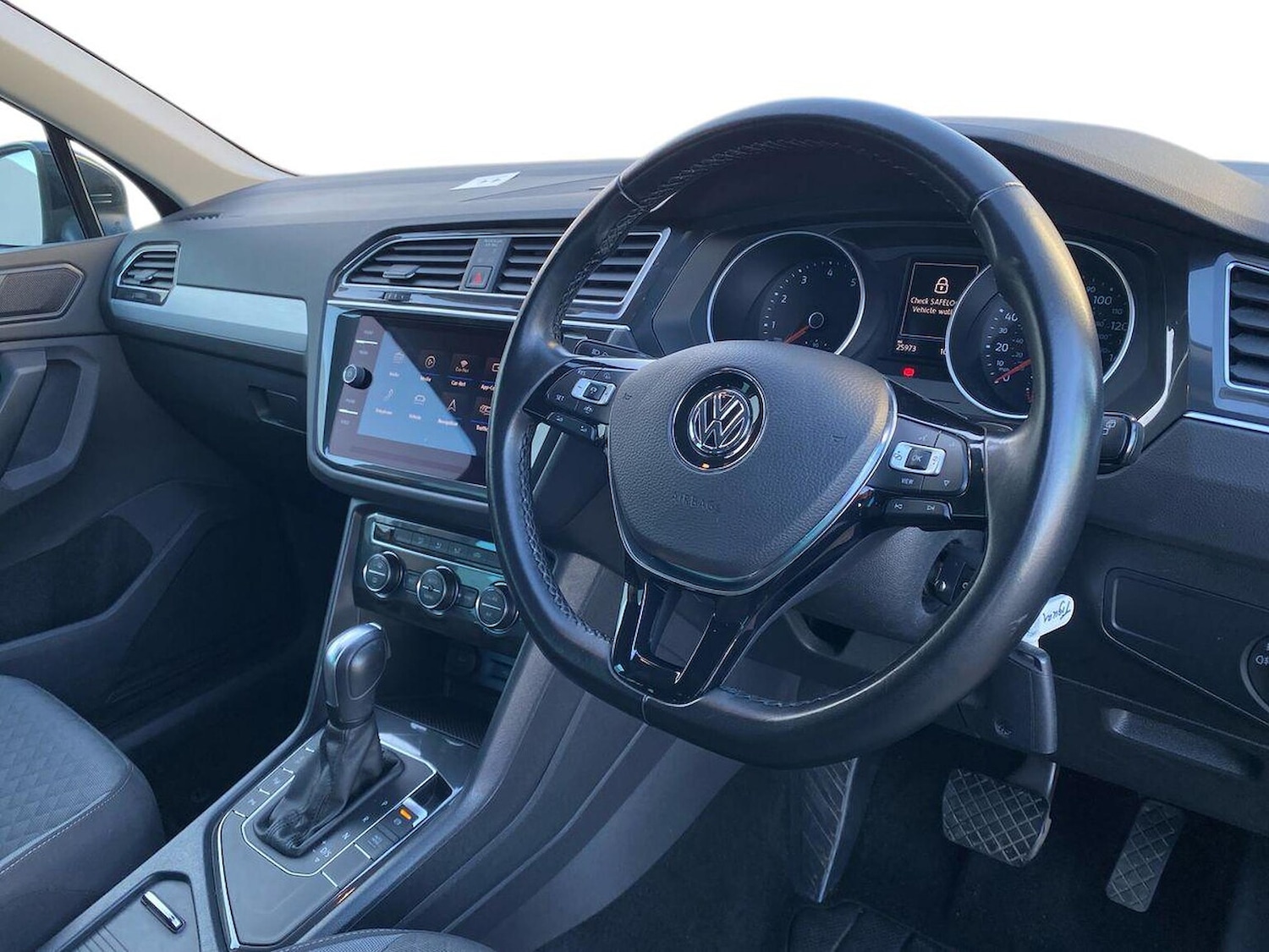 Used Volkswagen Tiguan 2020 for sale - 77023476: Photo 17