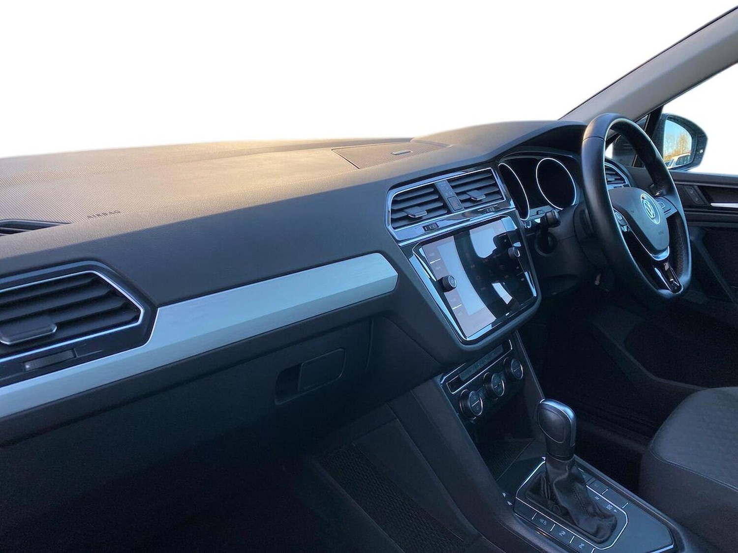 Used Volkswagen Tiguan 2020 for sale - 77023476: Photo 9