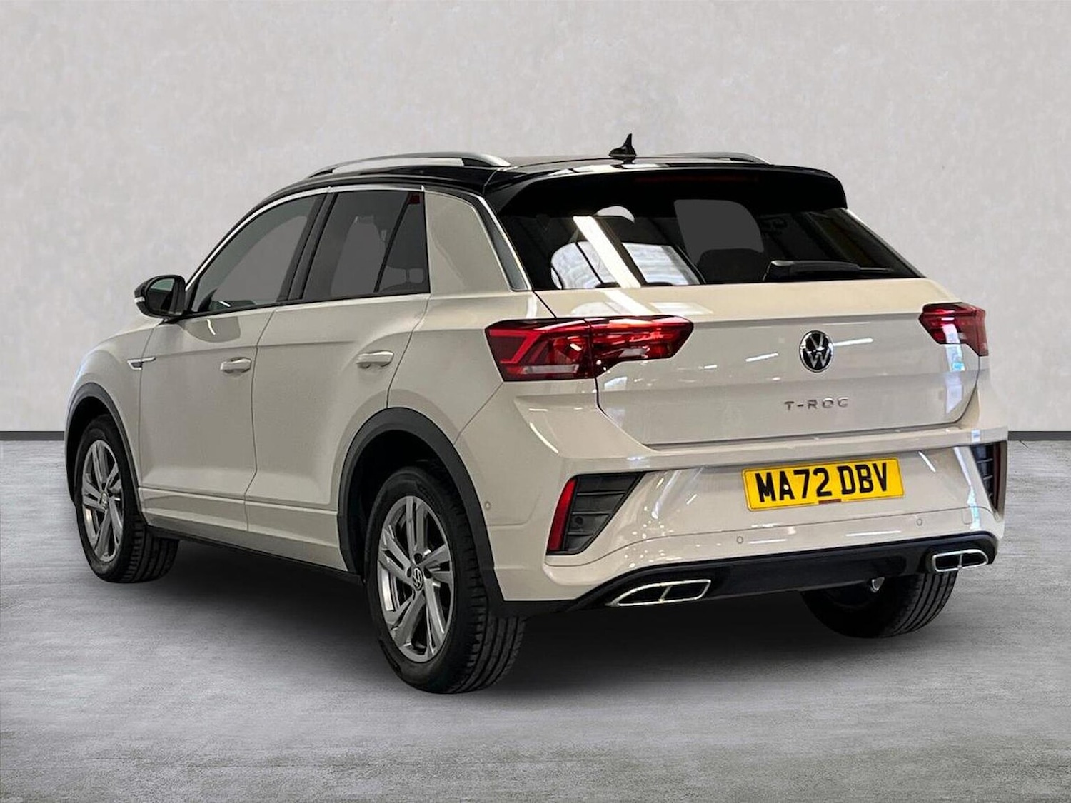 Used Volkswagen T-Roc 2022 for sale - 76478183: Photo 2