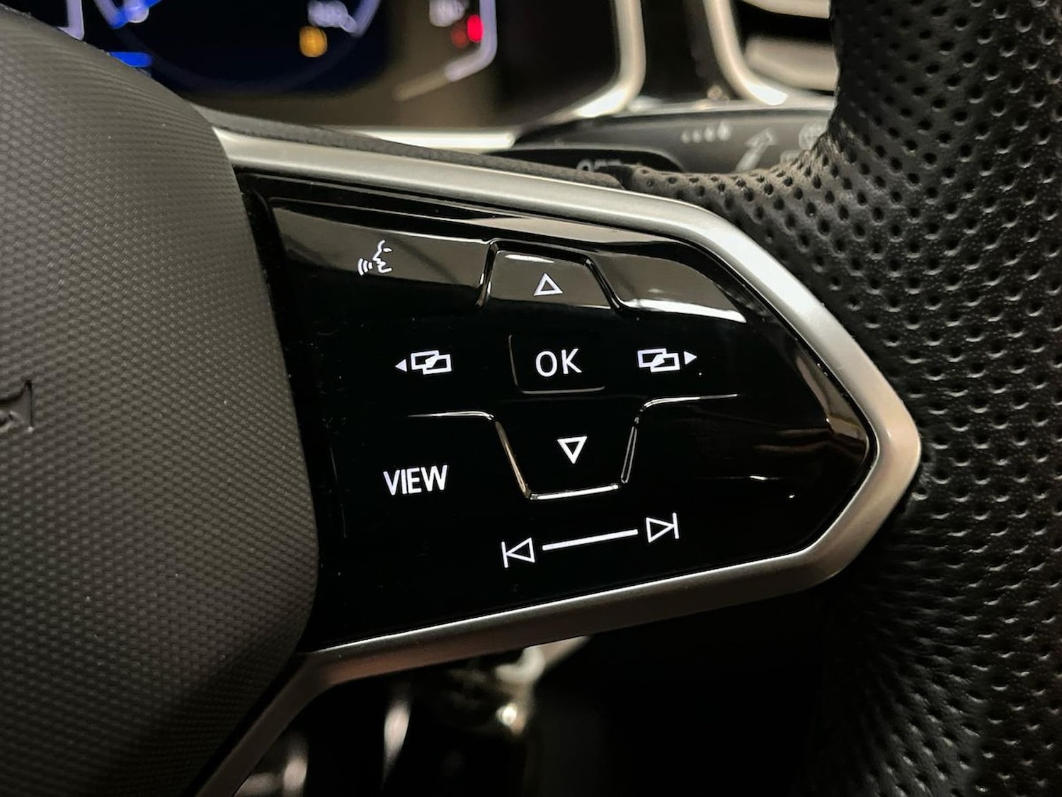 Used Volkswagen T-Roc 2022 for sale - 76478183: Photo 26