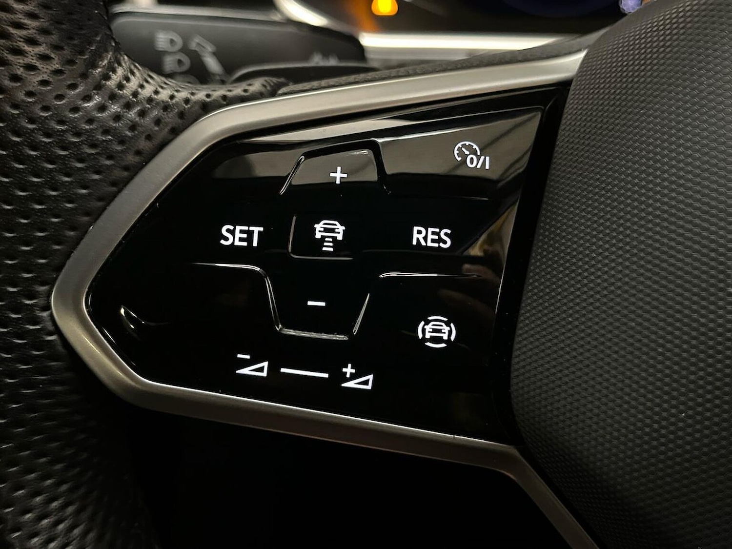 Used Volkswagen T-Roc 2022 for sale - 76478183: Photo 27