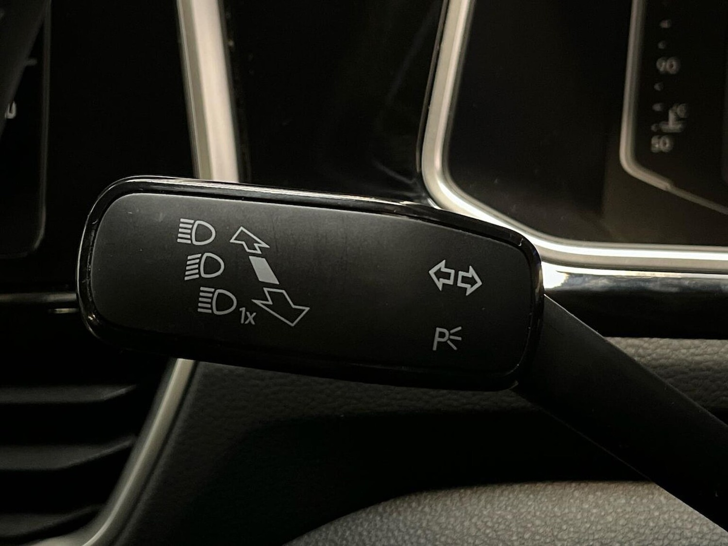 Used Volkswagen T-Roc 2022 for sale - 76478183: Photo 29