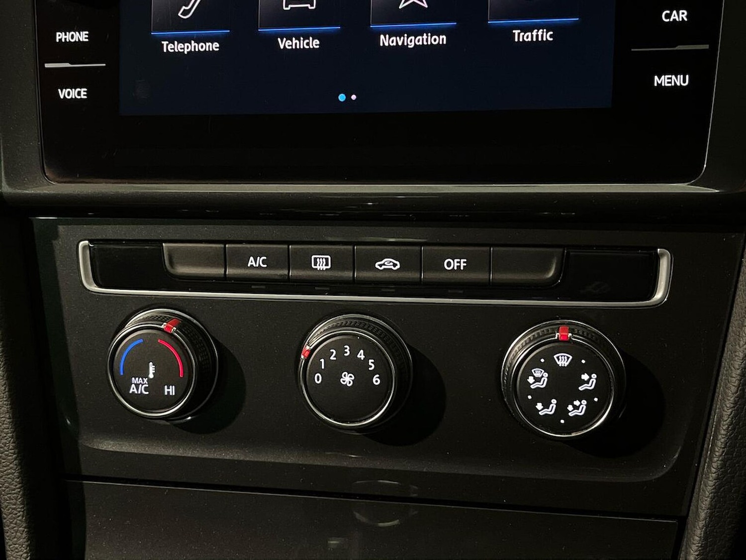 Used Volkswagen Golf 2019 for sale - 77056869: Photo 14