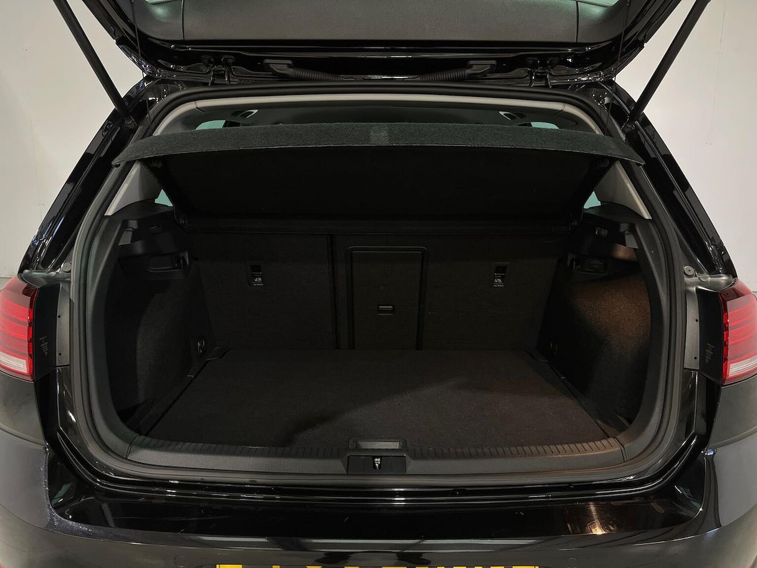 Used Volkswagen Golf 2019 for sale - 77056869: Photo 19