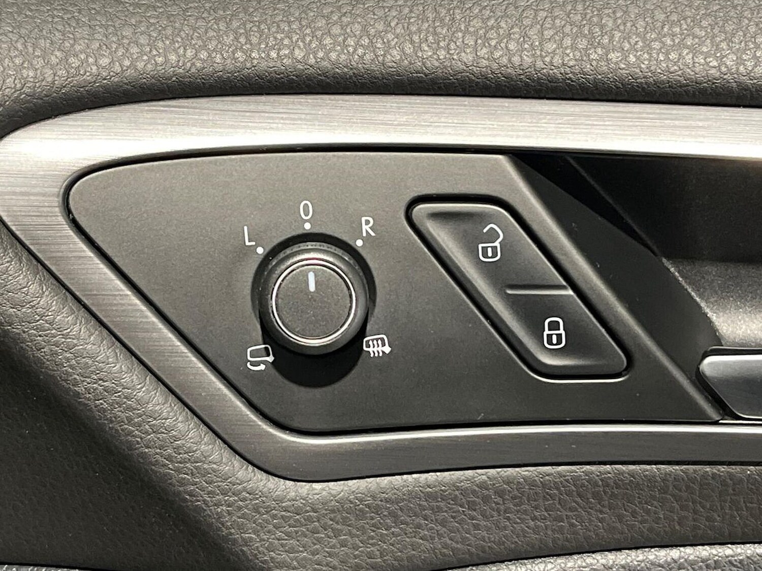 Used Volkswagen Golf 2019 for sale - 77056869: Photo 24