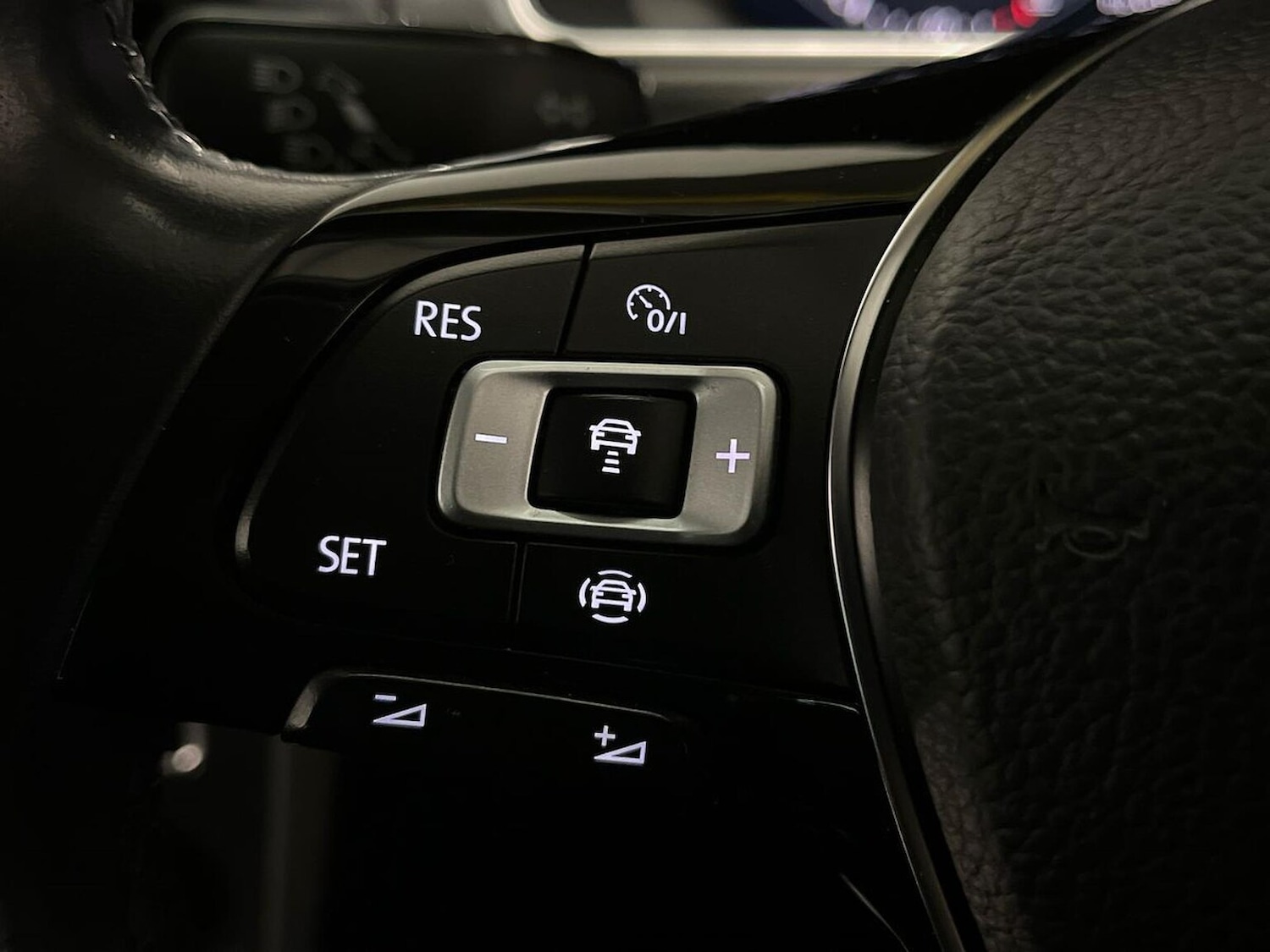 Used Volkswagen Golf 2019 for sale - 77056869: Photo 29