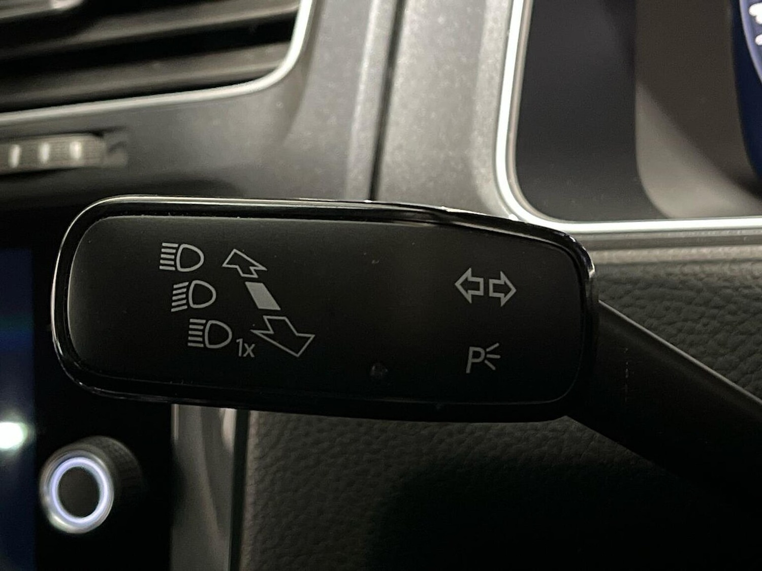 Used Volkswagen Golf 2019 for sale - 77056869: Photo 31