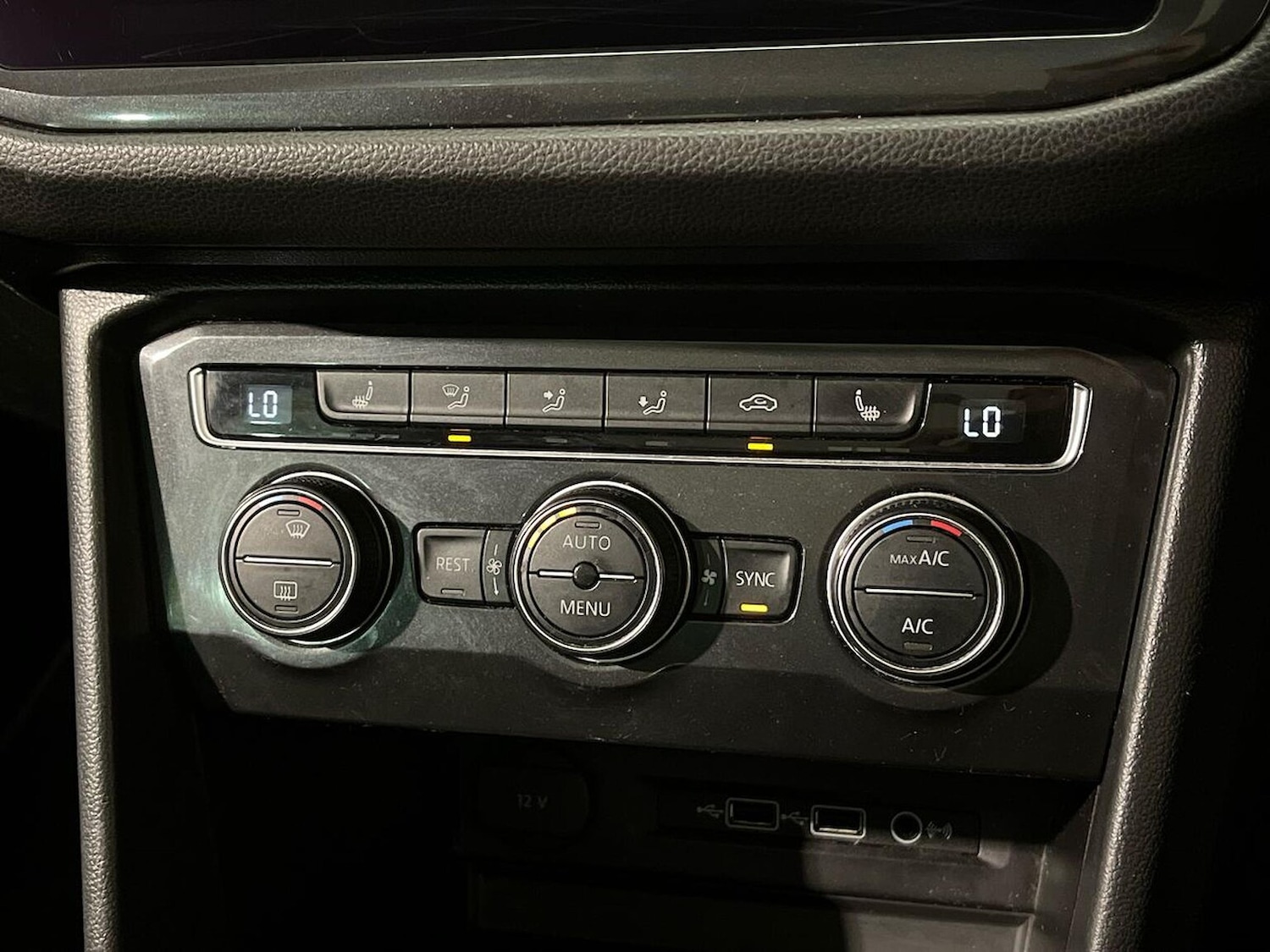 Used Volkswagen Tiguan 2018 for sale - 76969990: Photo 12