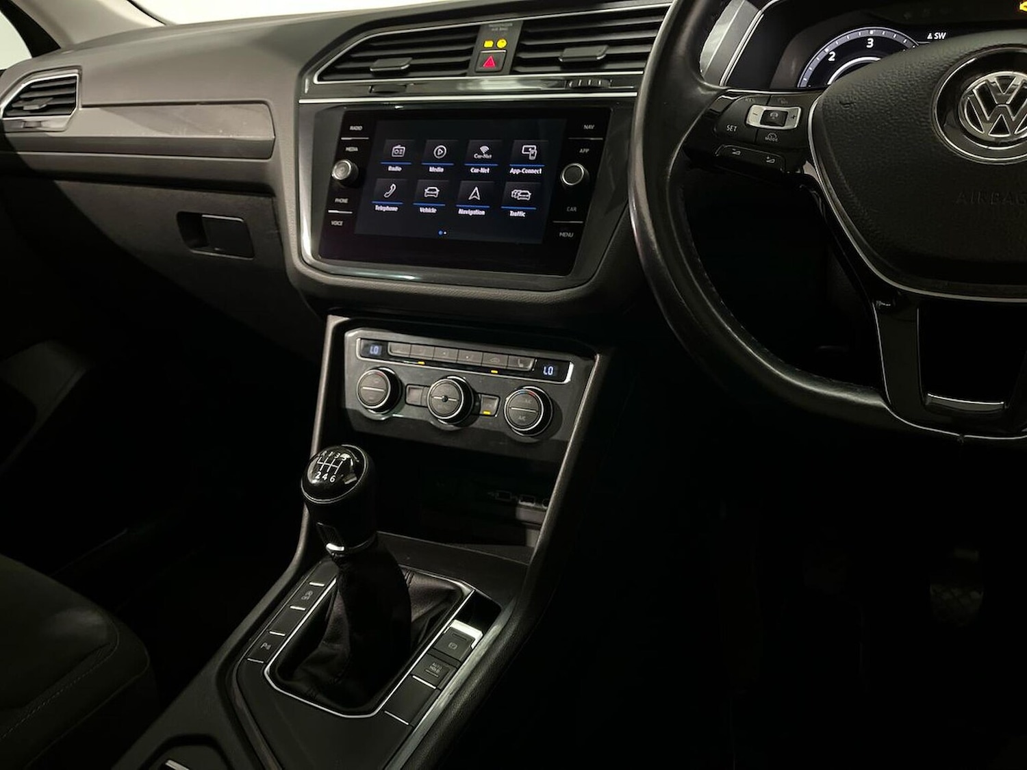 Used Volkswagen Tiguan 2018 for sale - 76969990: Photo 13