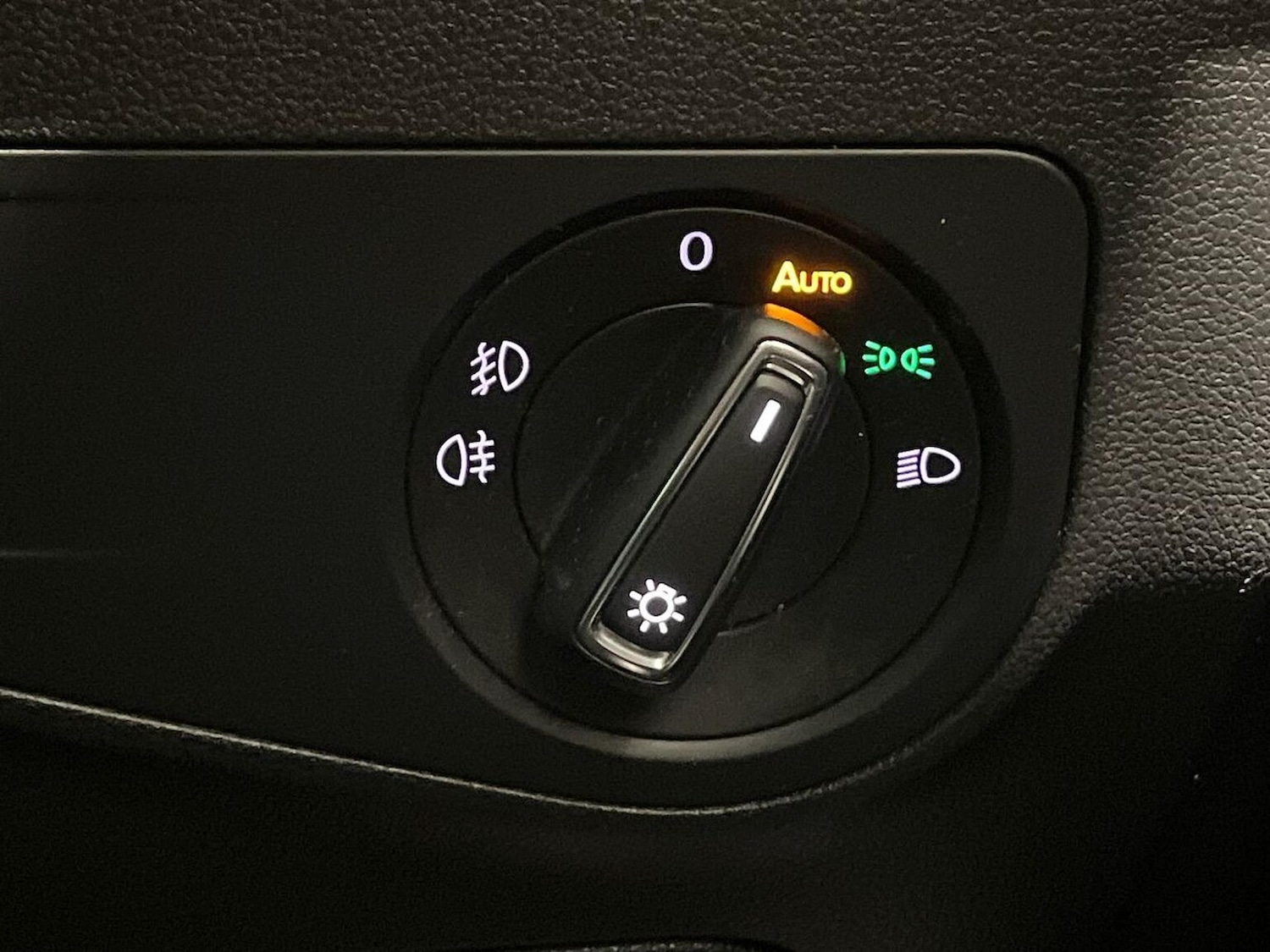 Used Volkswagen Tiguan 2018 for sale - 76969990: Photo 22