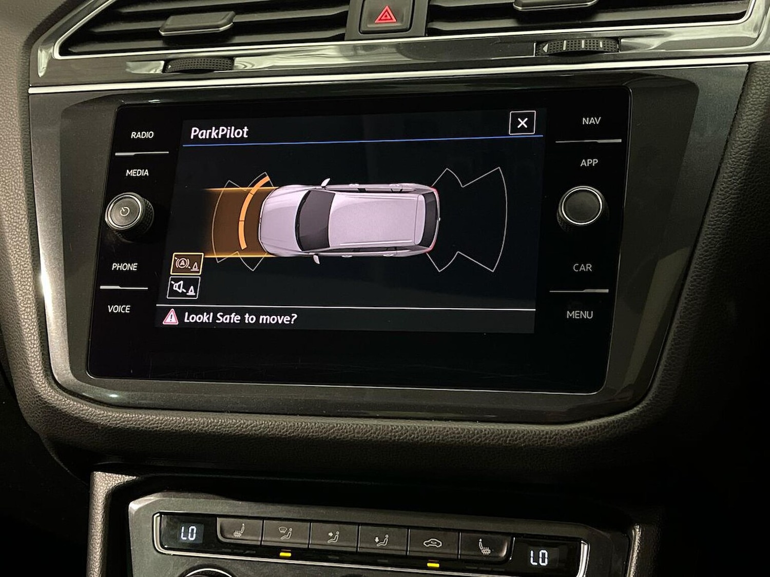 Used Volkswagen Tiguan 2018 for sale - 76969990: Photo 23