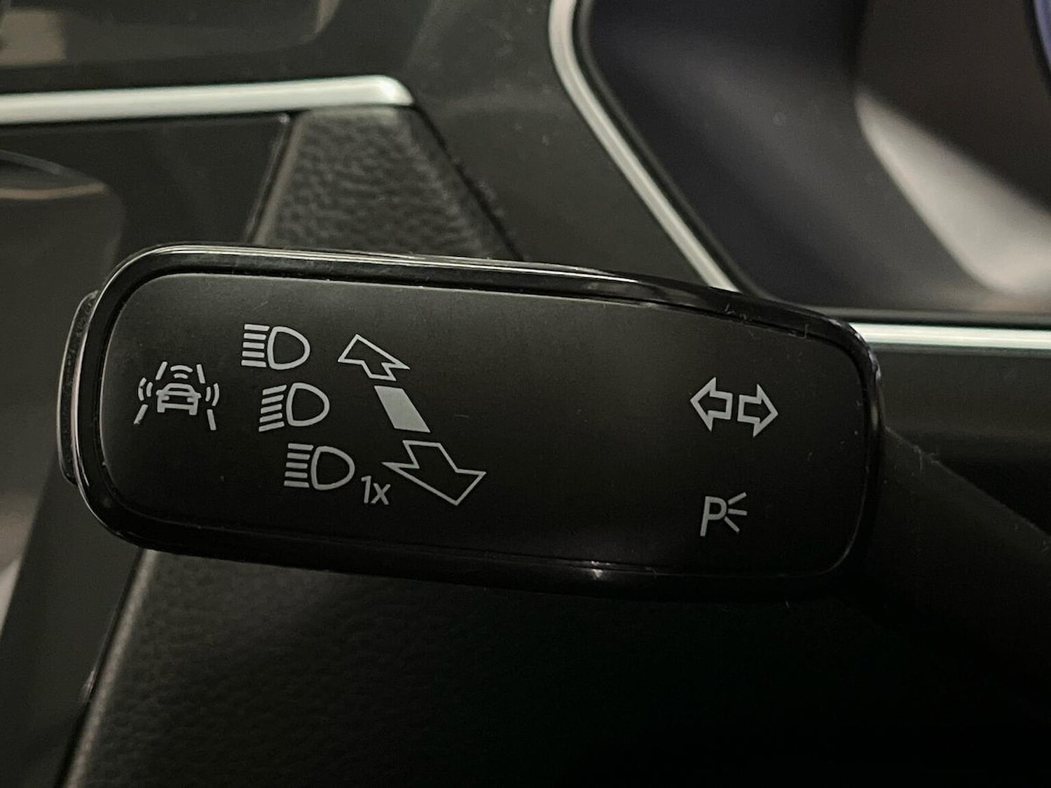 Used Volkswagen Tiguan 2018 for sale - 76969990: Photo 29