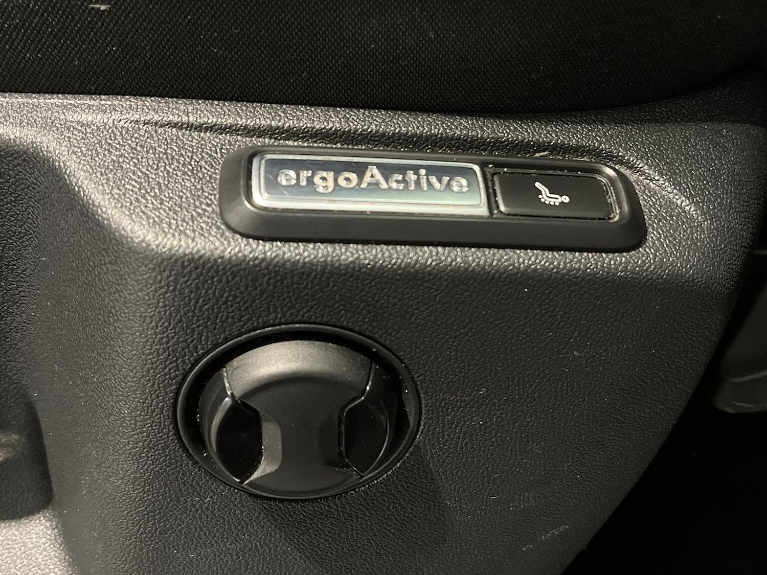 Used Volkswagen Tiguan 2018 for sale - 76969990: Photo 30