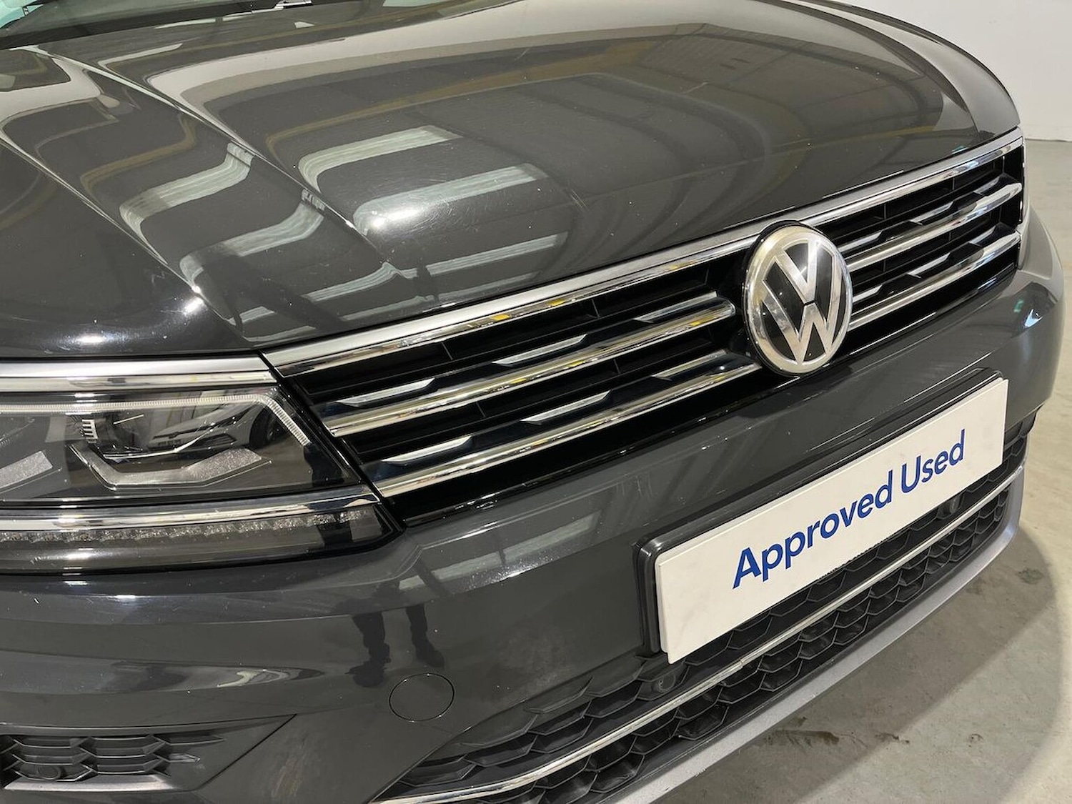 Used Volkswagen Tiguan 2018 for sale - 76969990: Photo 33