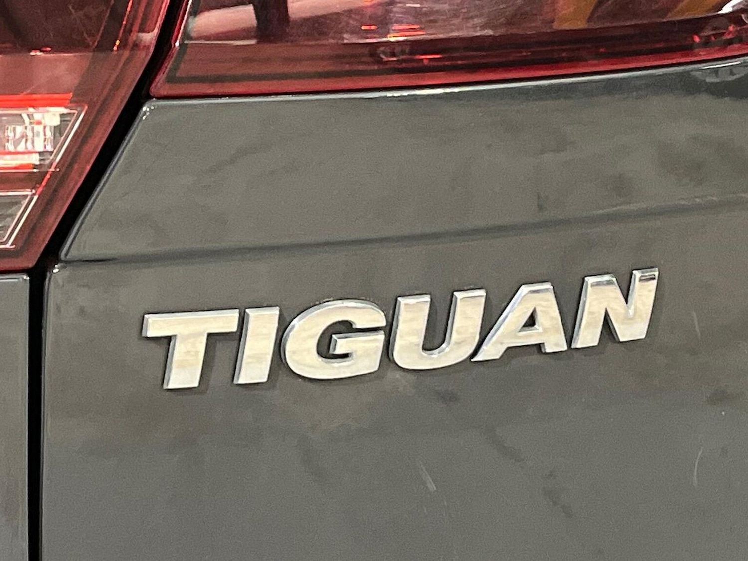 Used Volkswagen Tiguan 2018 for sale - 76969990: Photo 35