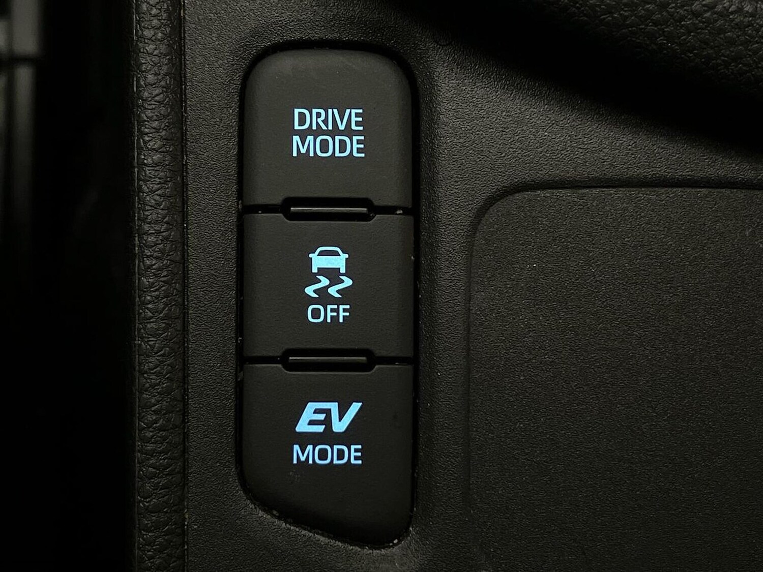 Used Toyota Yaris 2023 for sale - 76293013: Photo 24
