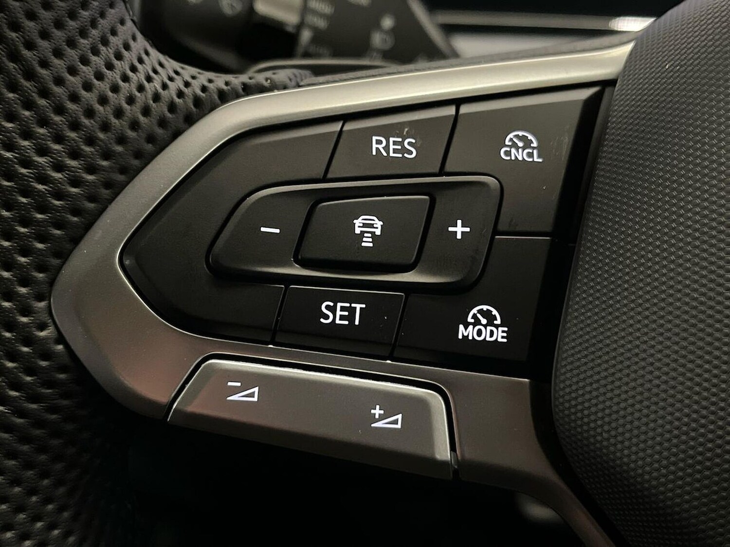 Used Volkswagen Tiguan 2026 for sale - 77888619: Photo 27