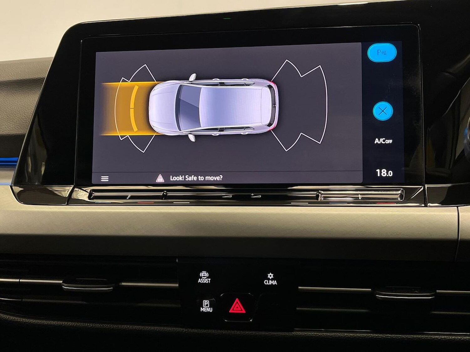 Used Volkswagen Golf 2023 for sale - 78195872: Photo 23